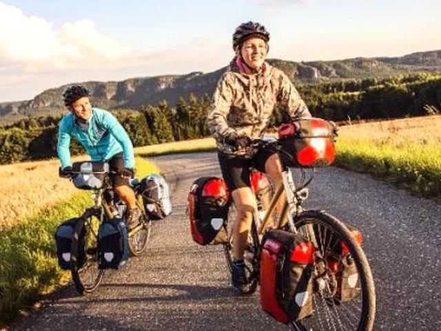 Glamping Les Arbres, Luxe Safaritent Met Zwembad Cronat Zewnętrze zdjęcie